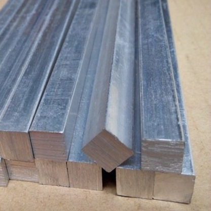 Квадрат алюминиевый прессованный АД1 180х180 мм ГОСТ 21488-97 в&nbsp;Волгограде

